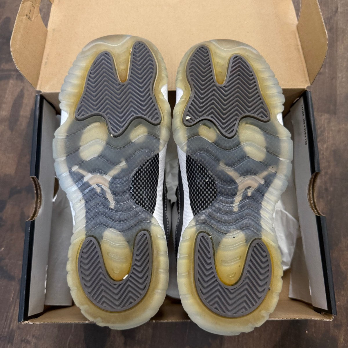 Jordan 11 Retro Low Cool Grey (GS) - Image 6