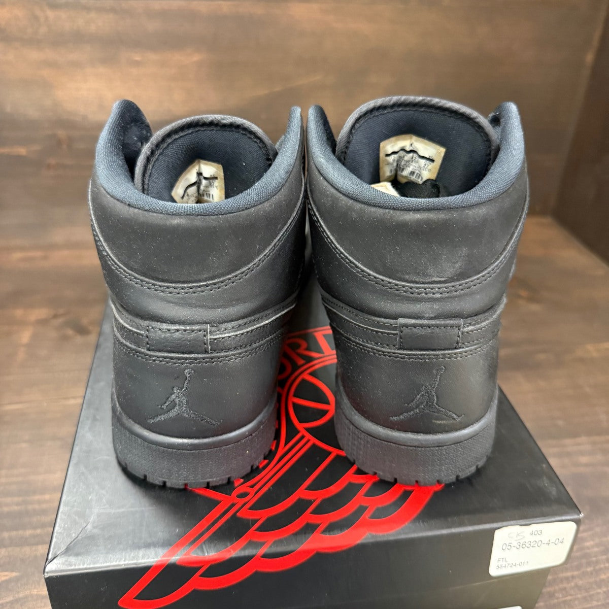 Jordan 1 Mid Triple Black (2014) - Image 4