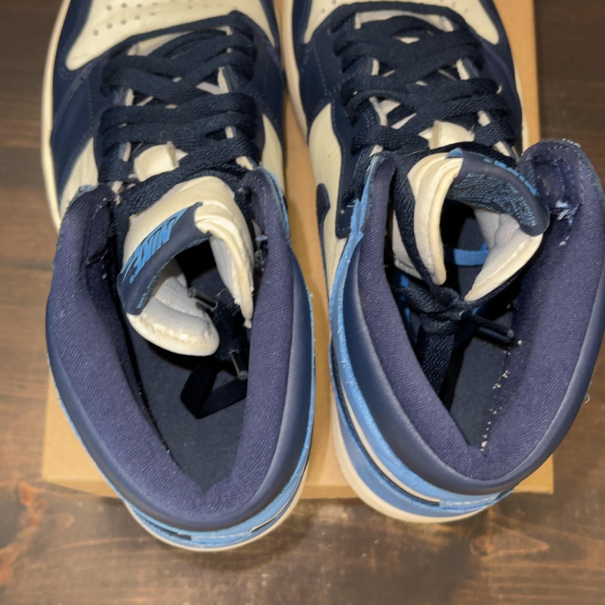 Jordan 1 Retro High Obsidian Size 10.5 (Pre-Owned) - Image 6