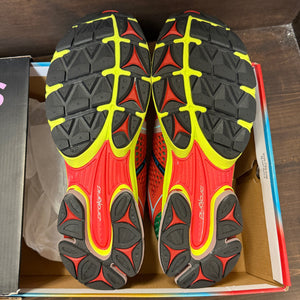 Saucony ProGrid Triumph 4 Jae Tips Flowers Grow Uptown Poison Ivy - Image 7