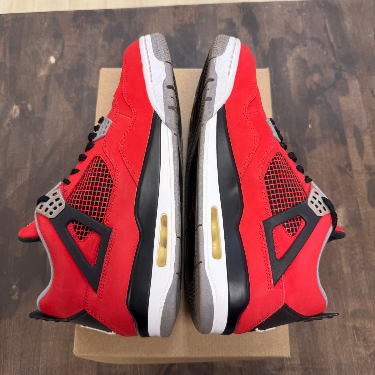Jordan 4 Retro Toro Bravo Size 11.5 (Pre-Owned) - Image 4
