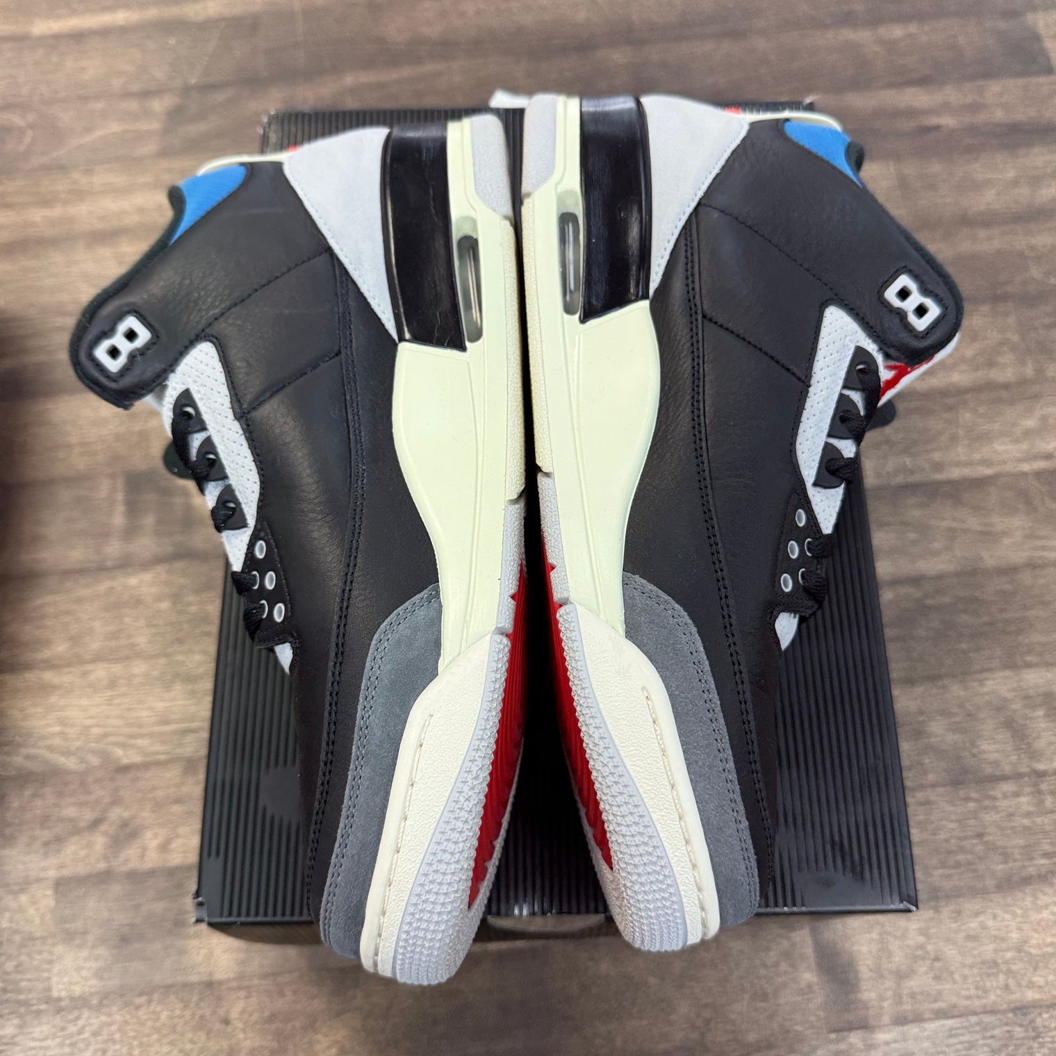 Rare Air Jordan 3 (USED)