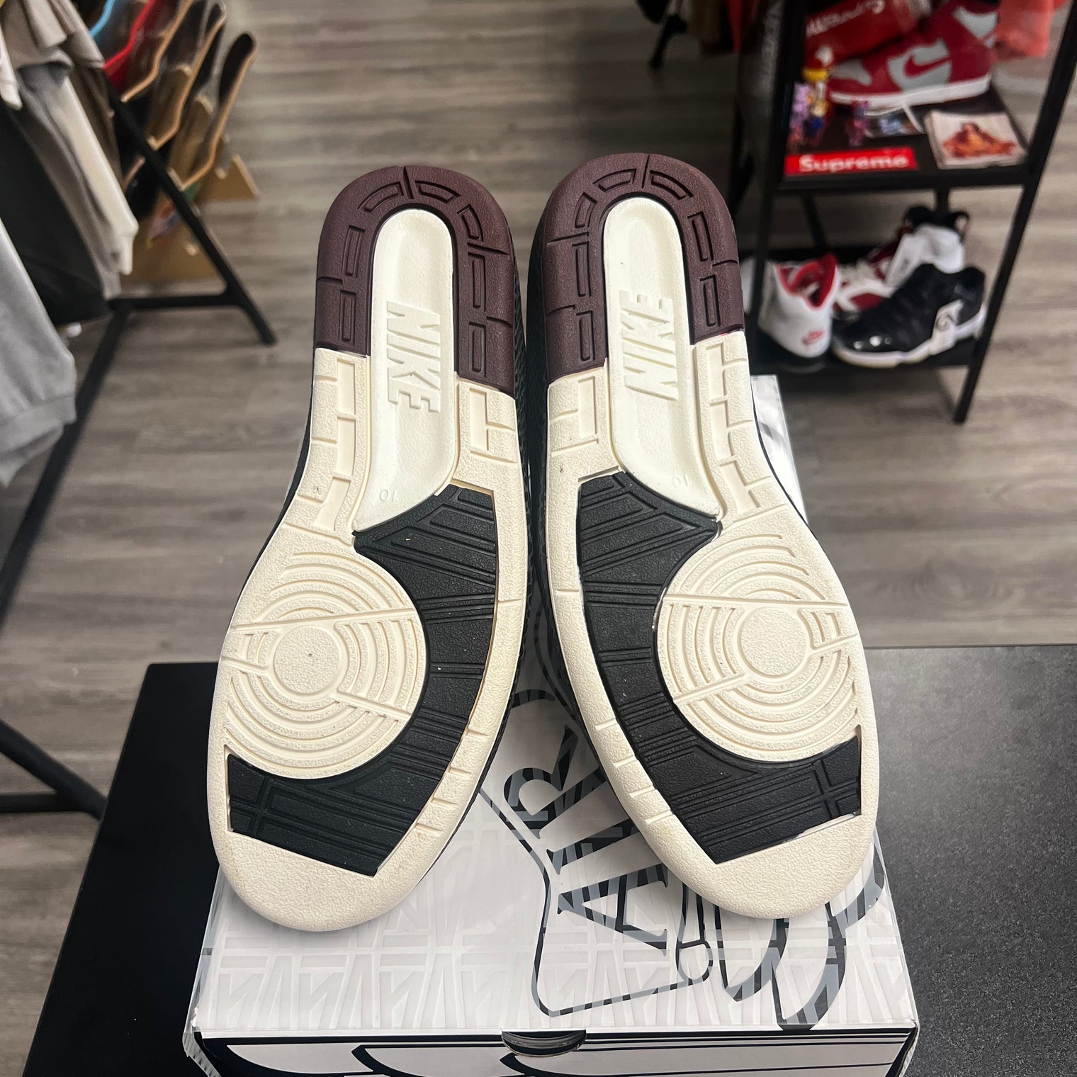 A Ma Maniere Jordan 2 (USED)