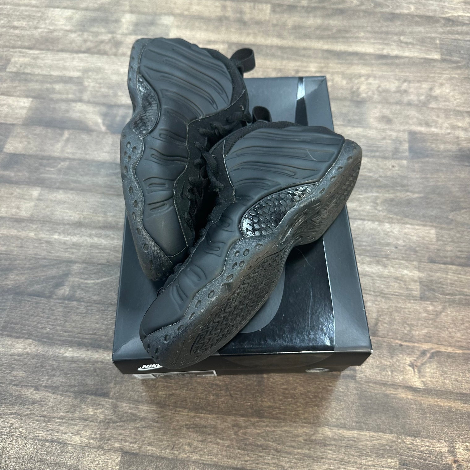 Anthracite Foamposite One (USED)