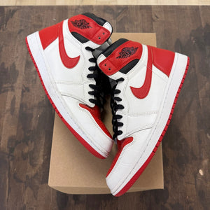 Jordan 1 Retro High OG Heritage Size 11 (Pre-Owned) - Image 1