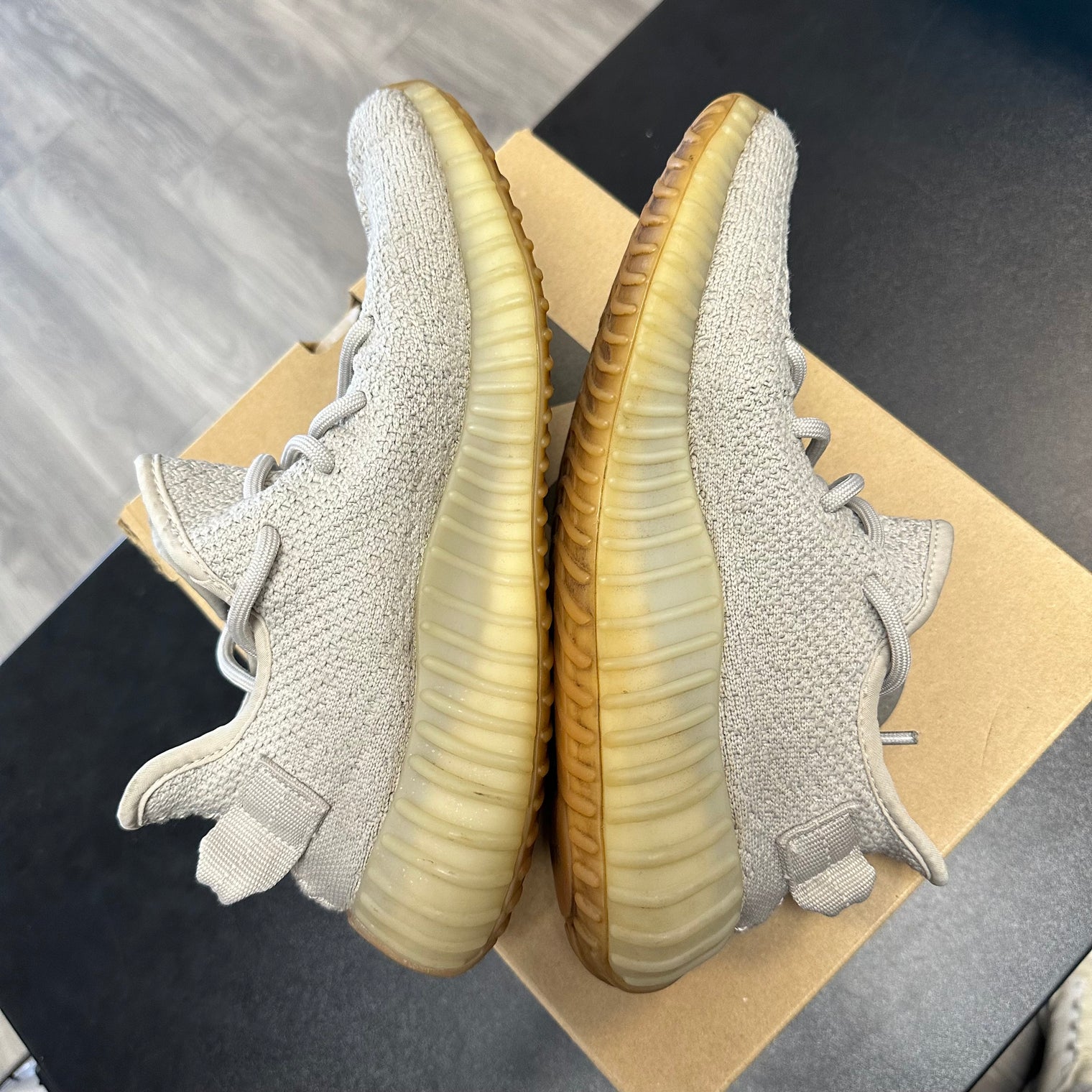 Sesame Yeezy 350 (USED)