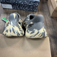 MX Moon Grey Yeezy Foam RNNR (USED, No Box)