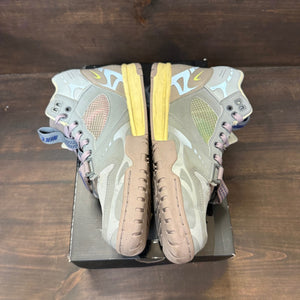Nike Air Trainer 1 Utility SP Light Smoke Grey Honeydew Particle Grey - Image 4