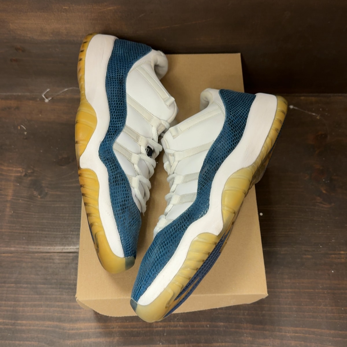 Jordan 11 Retro Low Snake Navy (2019) Size 12 (Pre-Owned) - Image 2