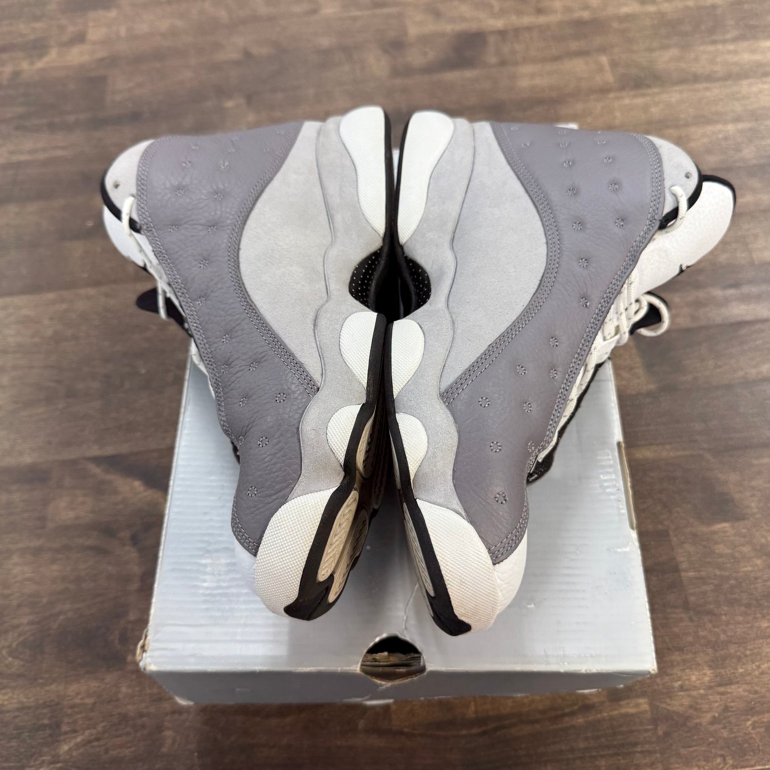 Atmosphere Jordan 13 Retro (USED)