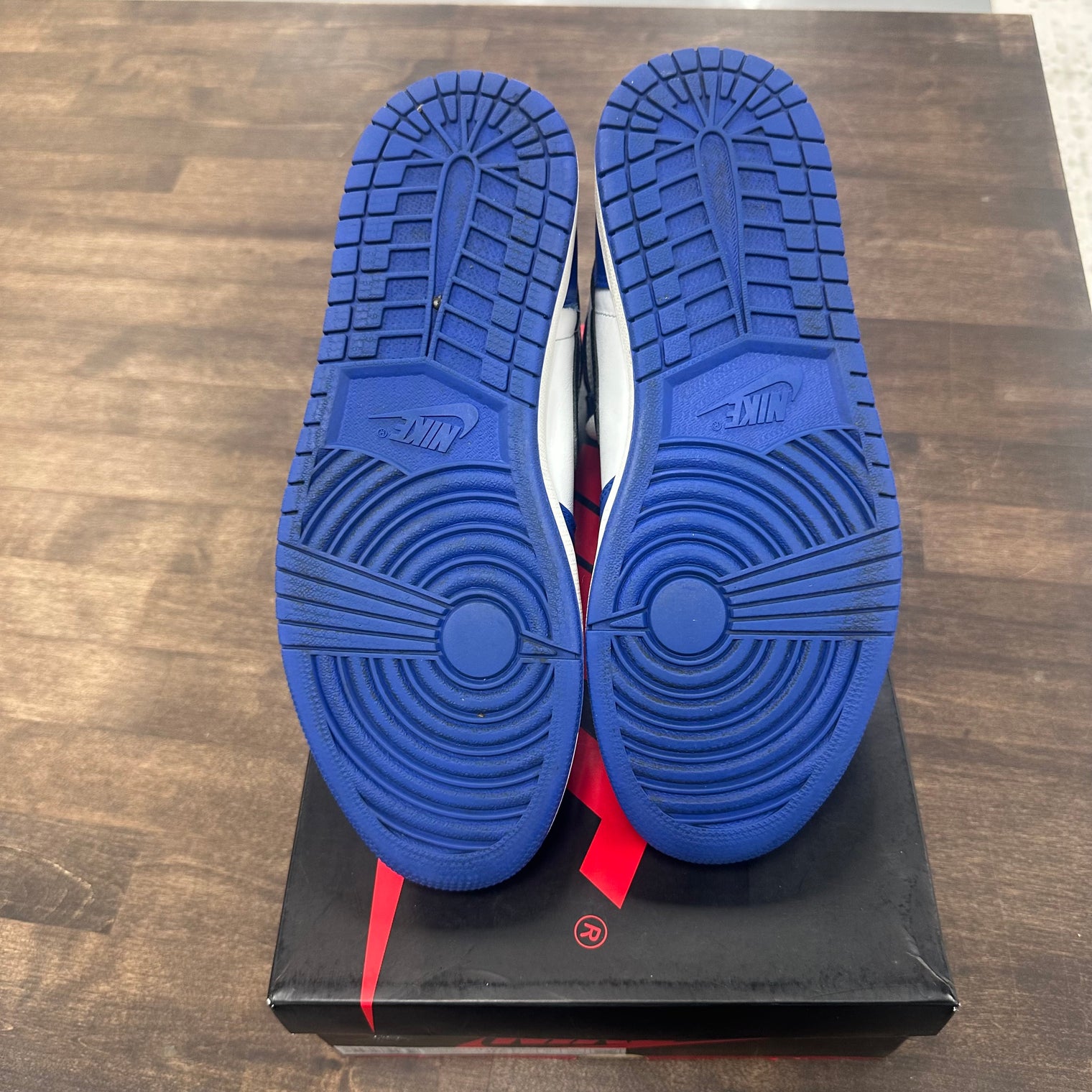 Game Royal Jordan 1 High (USED, no box)
