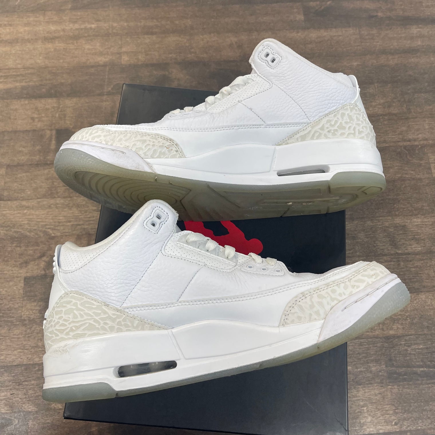 Pure Money Jordan 3 Retro (2018) (USED)
