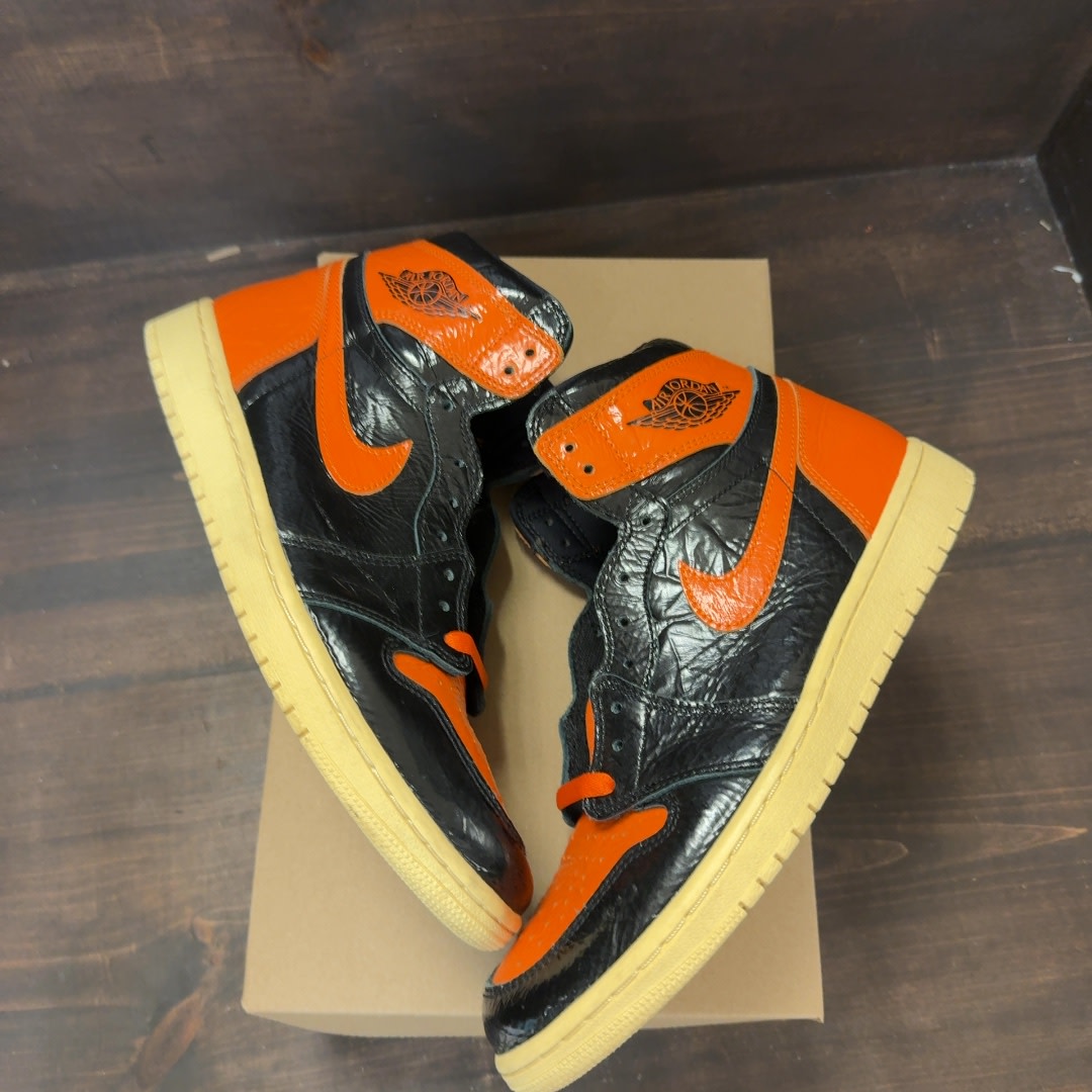 Jordan 1 Retro High Shattered Backboard 3.0 Size 10 (Pre-Owned) - Image 2