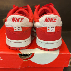Nike Dunk Low Valentine's Day (2024) (GS) Size 7Y (Pre-Owned) - Image 5