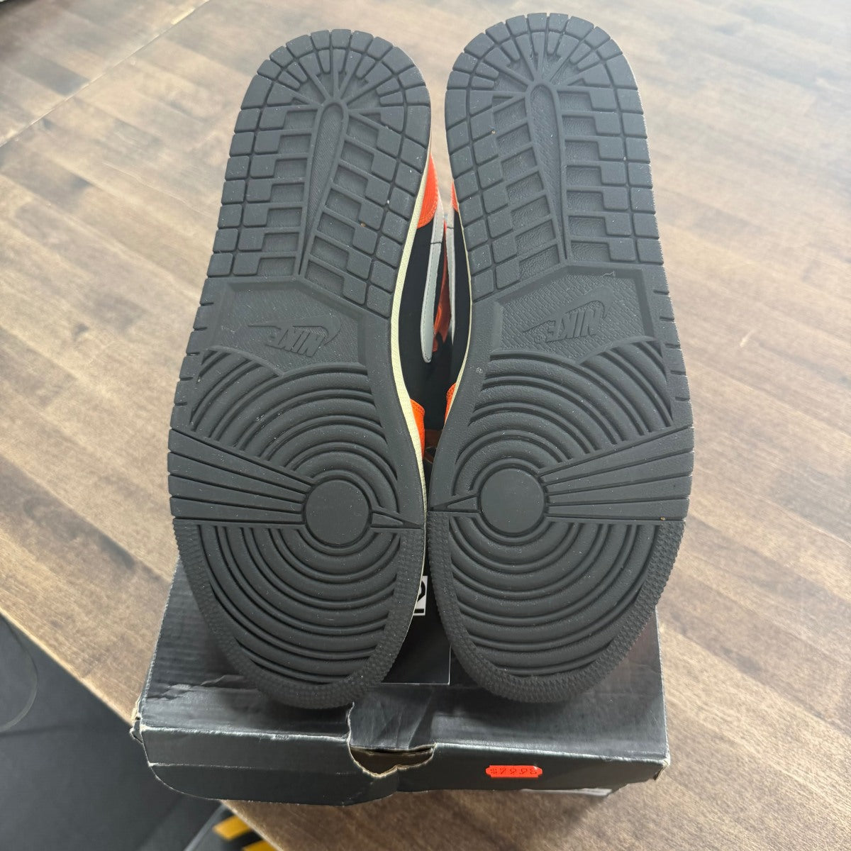 Jordan 1 Mid Black Cone - Image 4