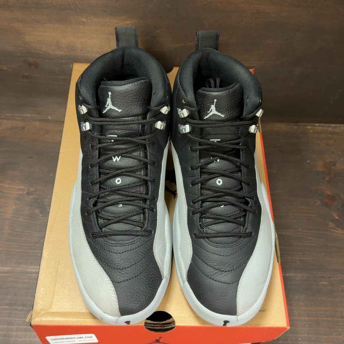 Jordan 12 Retro Barons Size 10.5 (Pre-Owned) - tag
