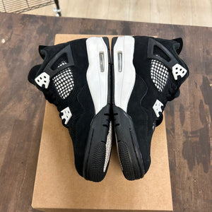 Jordan 4 Retro White Thunder (GS) Size 6Y (Pre-Owned) - Image 3