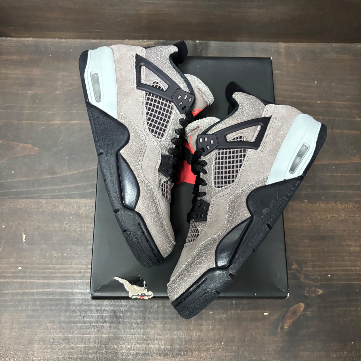 Jordan 4 Retro Taupe Haze (GS) Size 6.5Y (Pre-Owned) - back