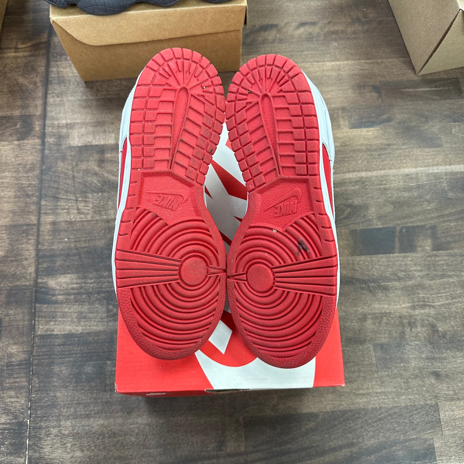 Championship Red Nike Dunk Low (GS) (USED)