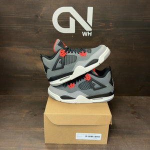 Jordan 4 Retro Infrared (GS) Size 5.5Y (Pre-Owned) - Image 1