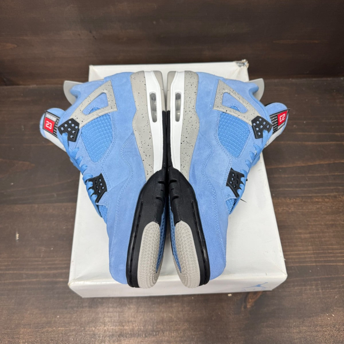 Jordan 4 Retro University Blue - Image 4
