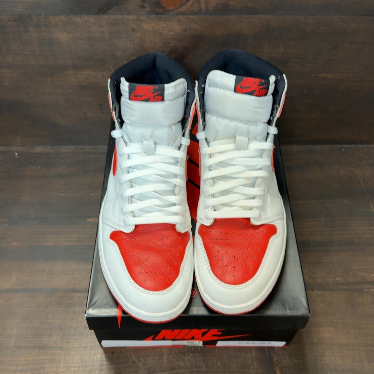 Jordan 1 Retro High OG Heritage Size 13 (Pre-Owned) - Image 3