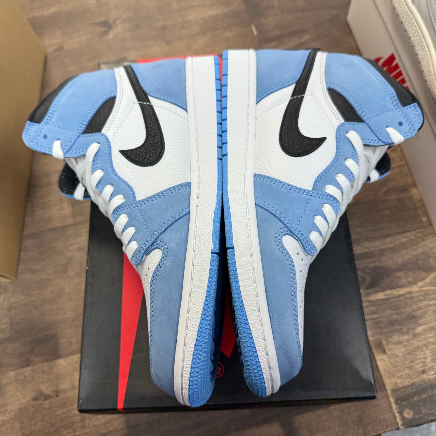University Blue Jordan 1 High (USED)