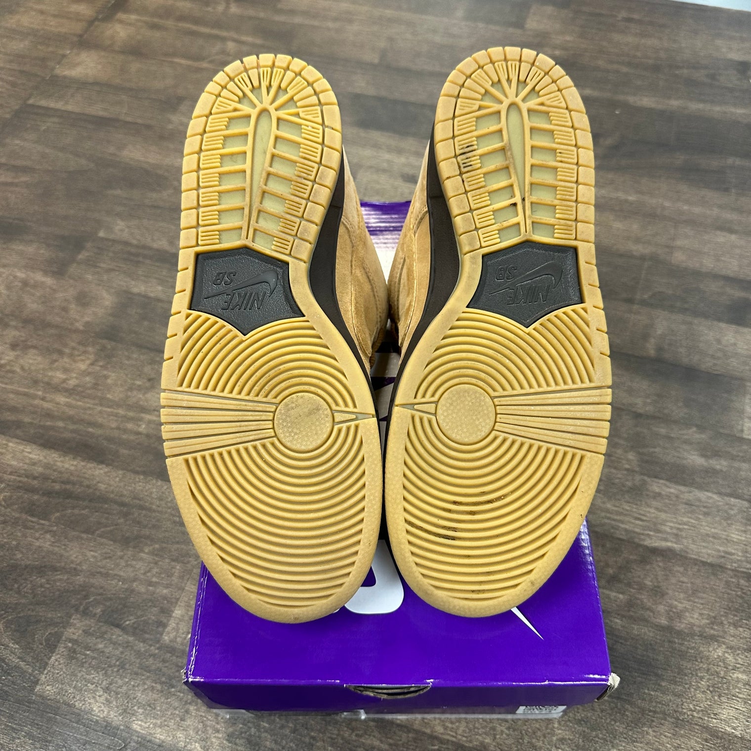 Wheat SB Dunk Low (USED)