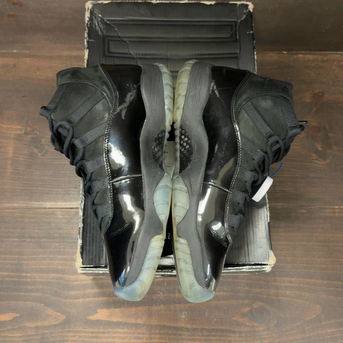 Jordan 11 Retro Cap and Gown - Image 4
