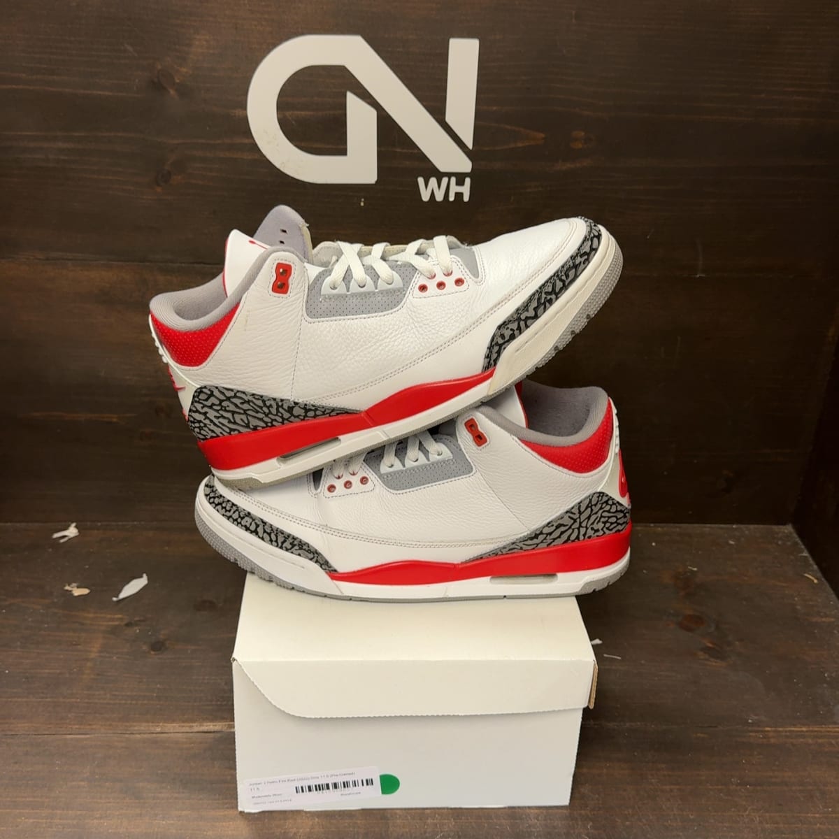 Jordan 3 Retro Fire Red (2022) Size 11.5 (Pre-Owned) - front