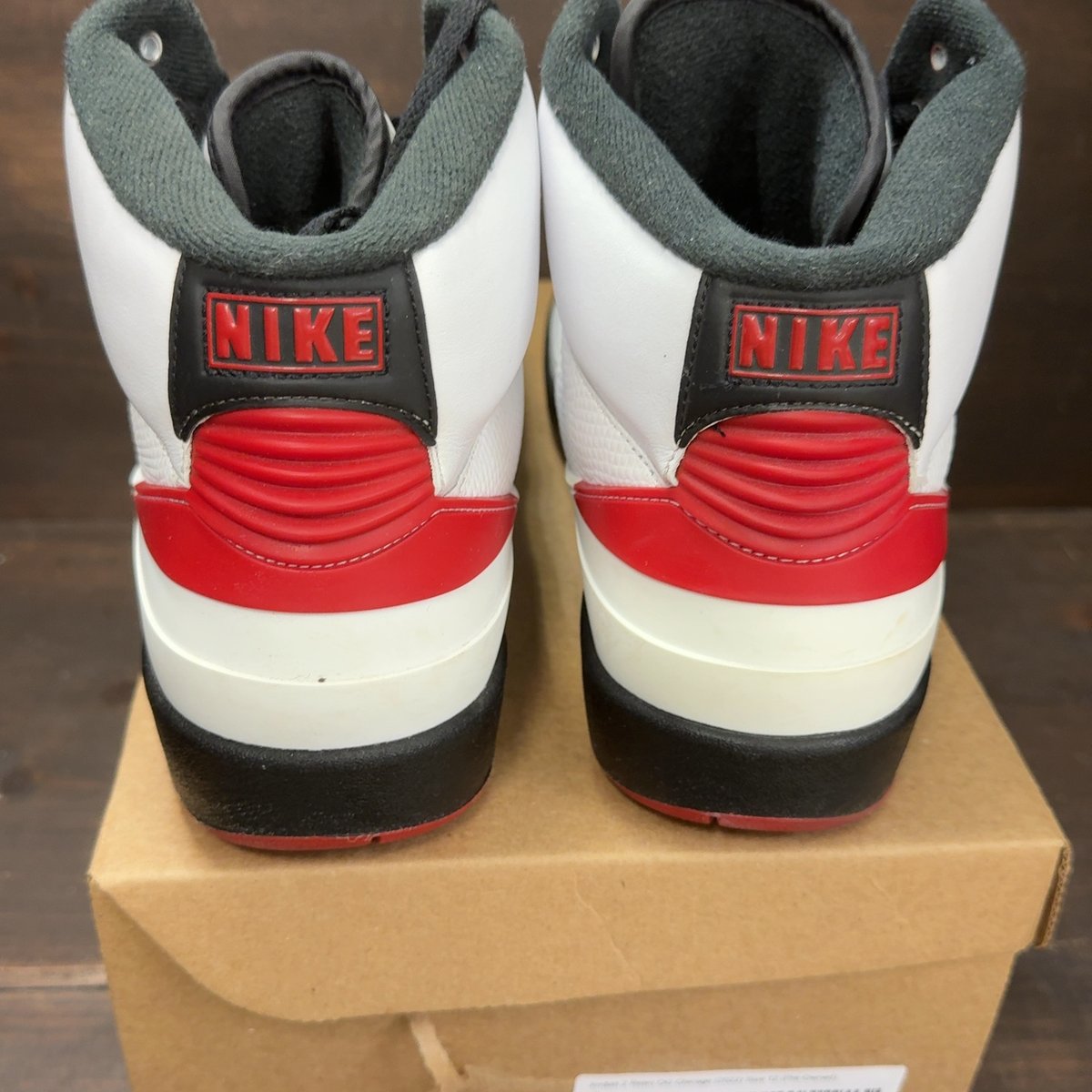 Jordan 2 Retro OG Chicago (2022) Size 12 (Pre-Owned) - aux