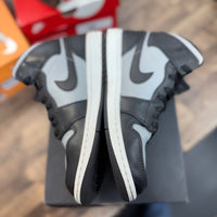 Shadow Red Jordan 1 Mid (USED)