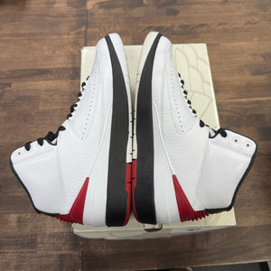 Jordan 2 Retro OG Chicago (2022) (USED) Size 10.5 (Pre-Owned) - Image 4