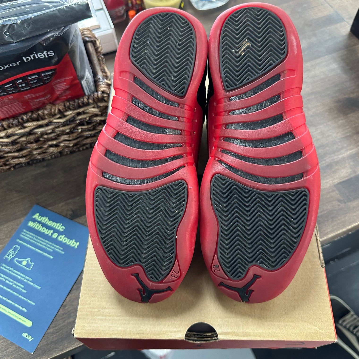 Flu Game Jordan 12 (2016) (USED)