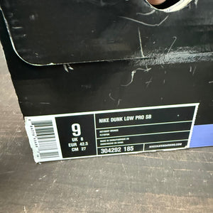 Nike SB Dunk Low Eire Size 9 (Pre-Owned)