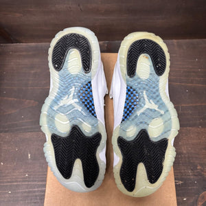 Jordan 11 Retro Low Legend Blue (GS) Size 6.5Y (Pre-Owned) - box