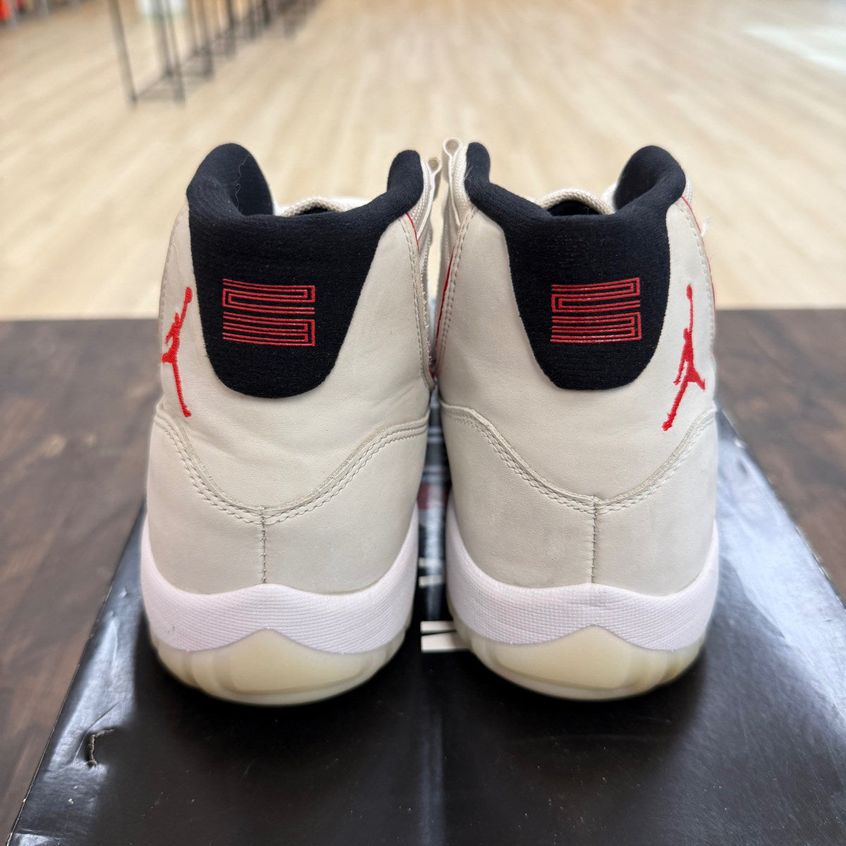 Jordan 11 Retro Platinum Tint - Image 3