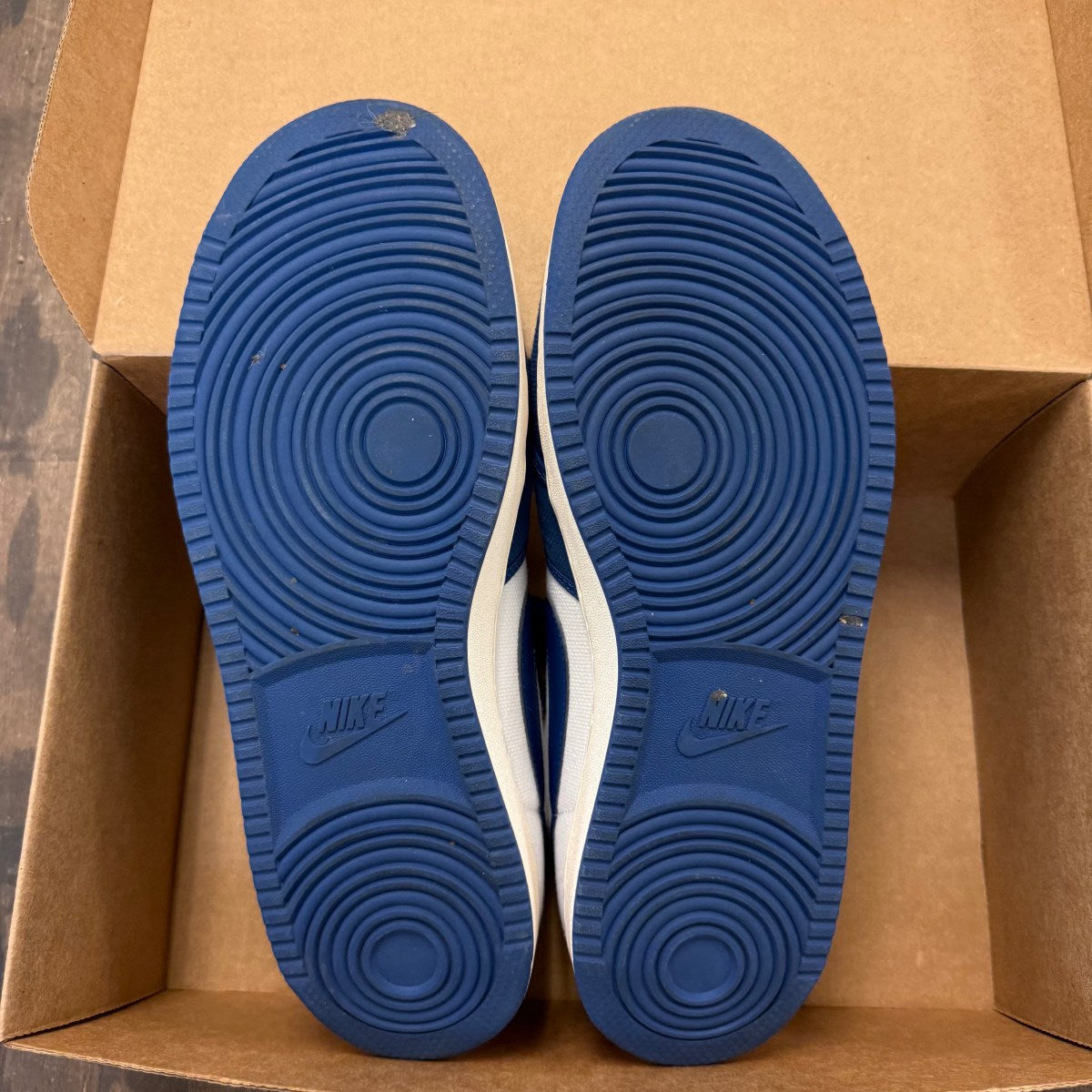 Jordan 1 Retro AJKO Low Kentucky Size 12 (Pre-Owned) - Image 6