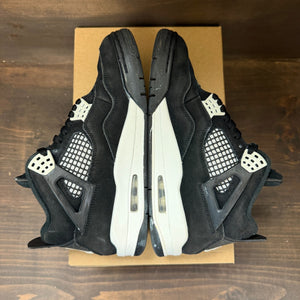 Jordan 4 Retro White Thunder Size 7.5 (Pre-Owned) - Image 5