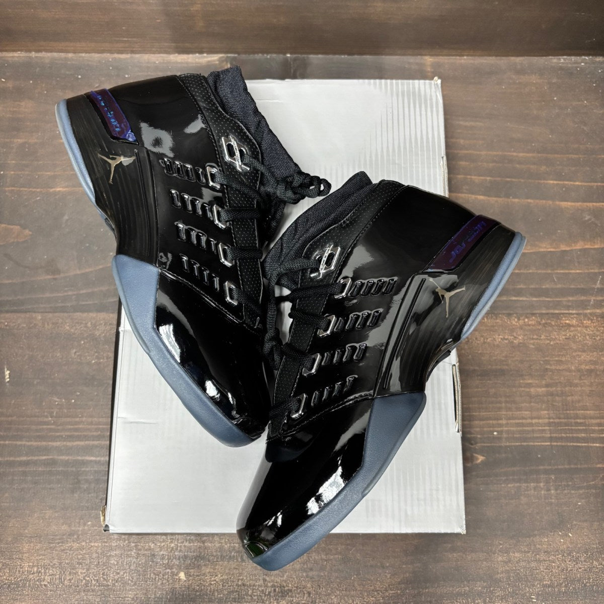 Jordan 17 Low Black Patent - Image 2