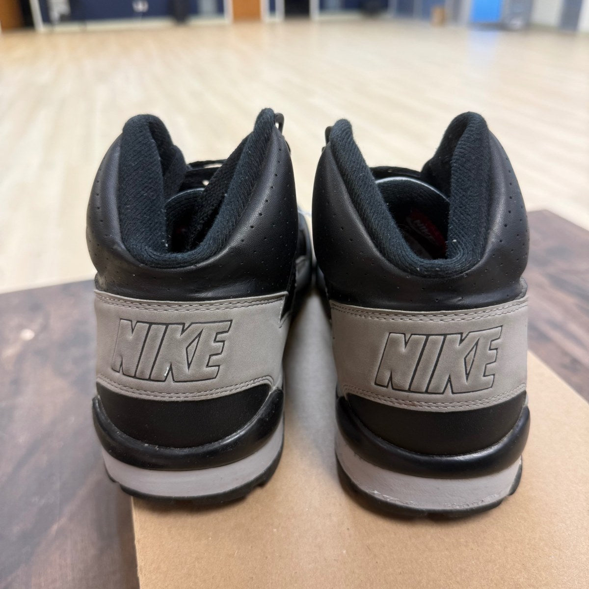 Nike Air Trainer SC High Raiders (2017) Size 8.5 (Pre-Owned) - Image 5