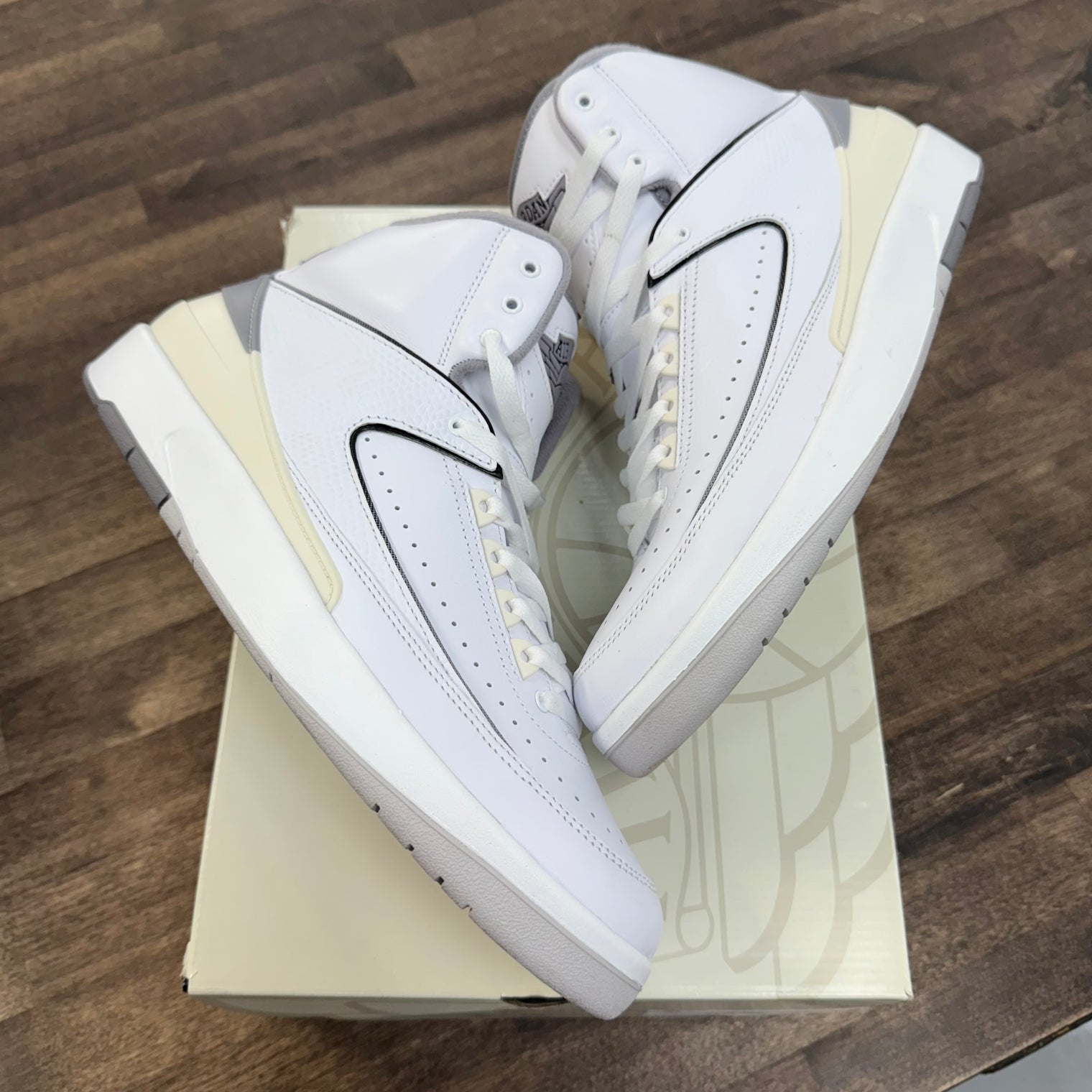 Cement Grey Jordan 2 Retro (USED)