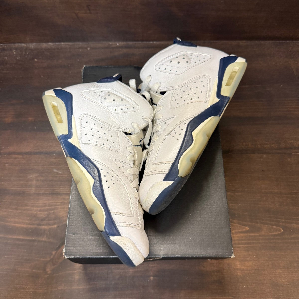 Jordan 6 Retro Midnight Navy (2022) (GS) - Image 2