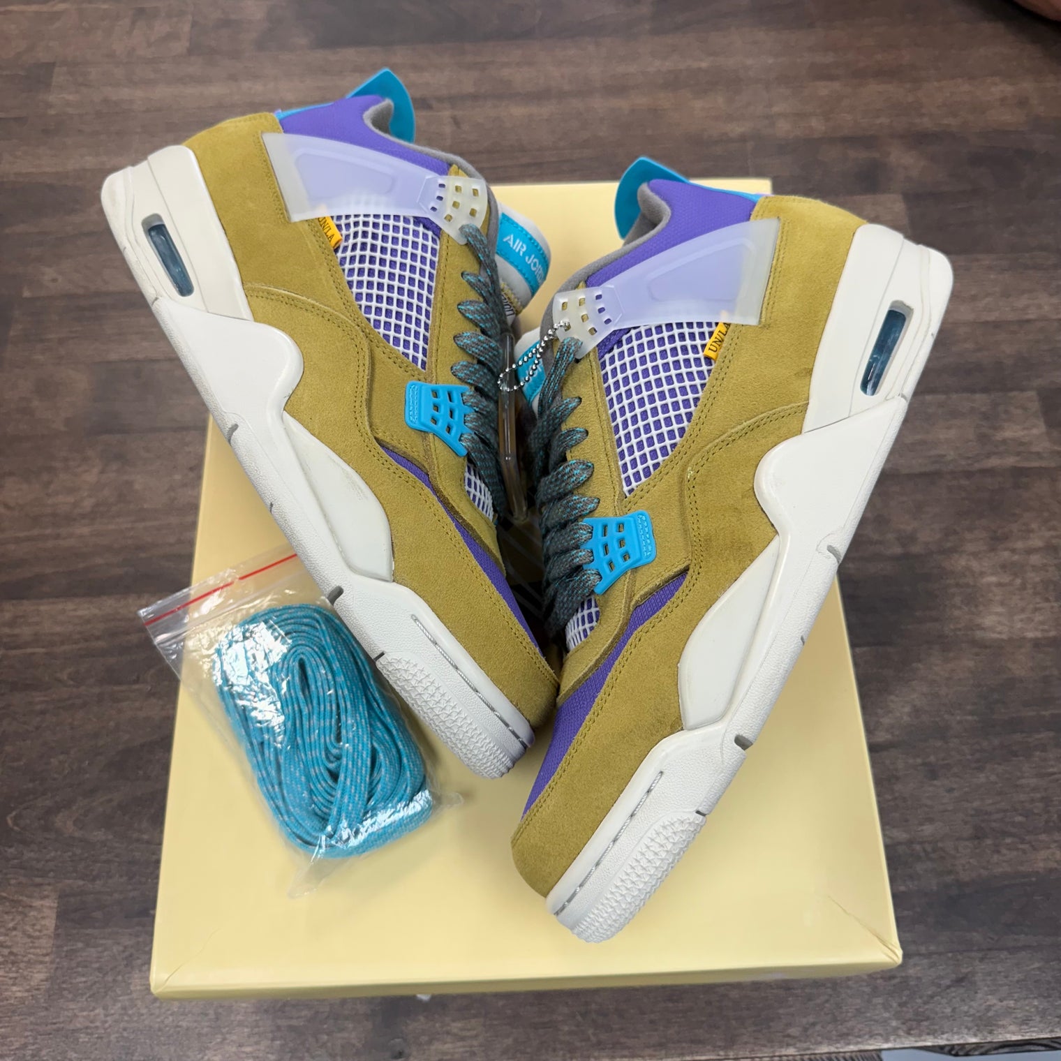 Union LA Desert Moss Jordan 4 SP (USED)