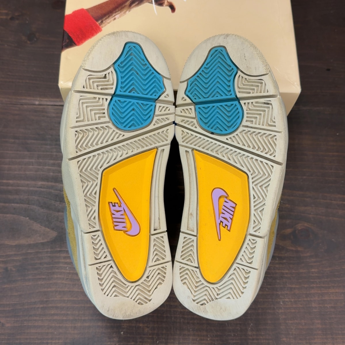Jordan 4 Retro SP 30th Anniversary Union Desert Moss - Image 9