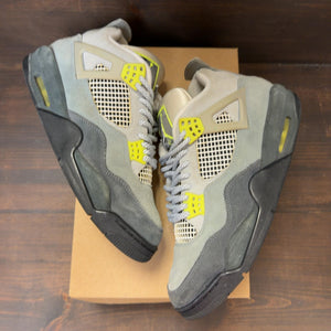 Jordan 4 Retro SE 95 Neon Size 10.5 (Pre-Owned) - Image 2