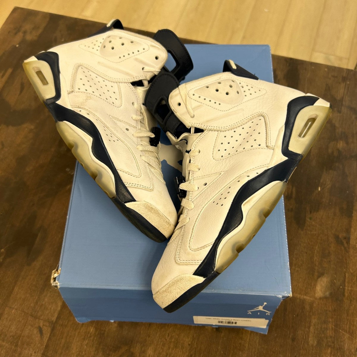 Jordan 6 Retro Midnight Navy Size 11 (Pre-Owned) - Image 1