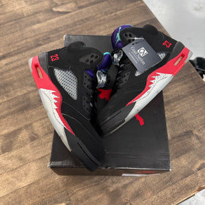 Jordan 5 Retro Top 3 - Image 1