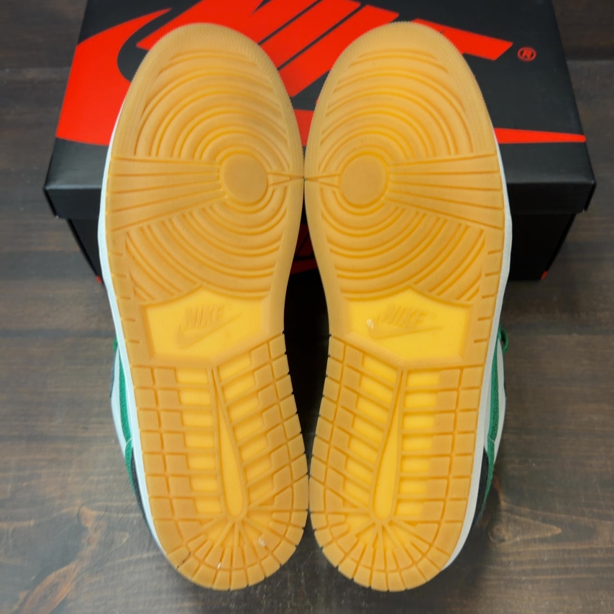 Jordan 1 Retro Low OG Phantom Pine Green - Image 7