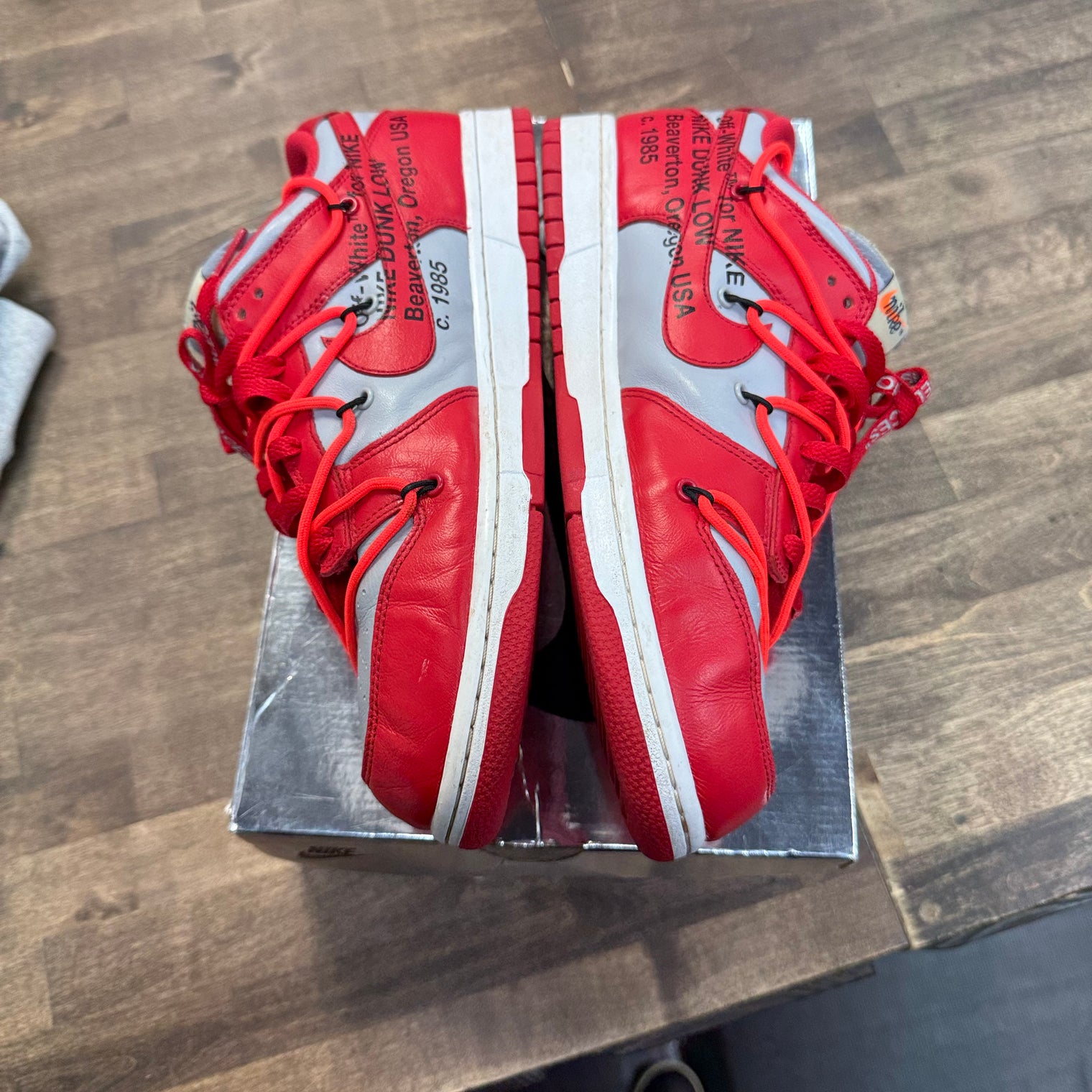 Nike Dunk Low Off-White University Red (US 10.5) (USED)